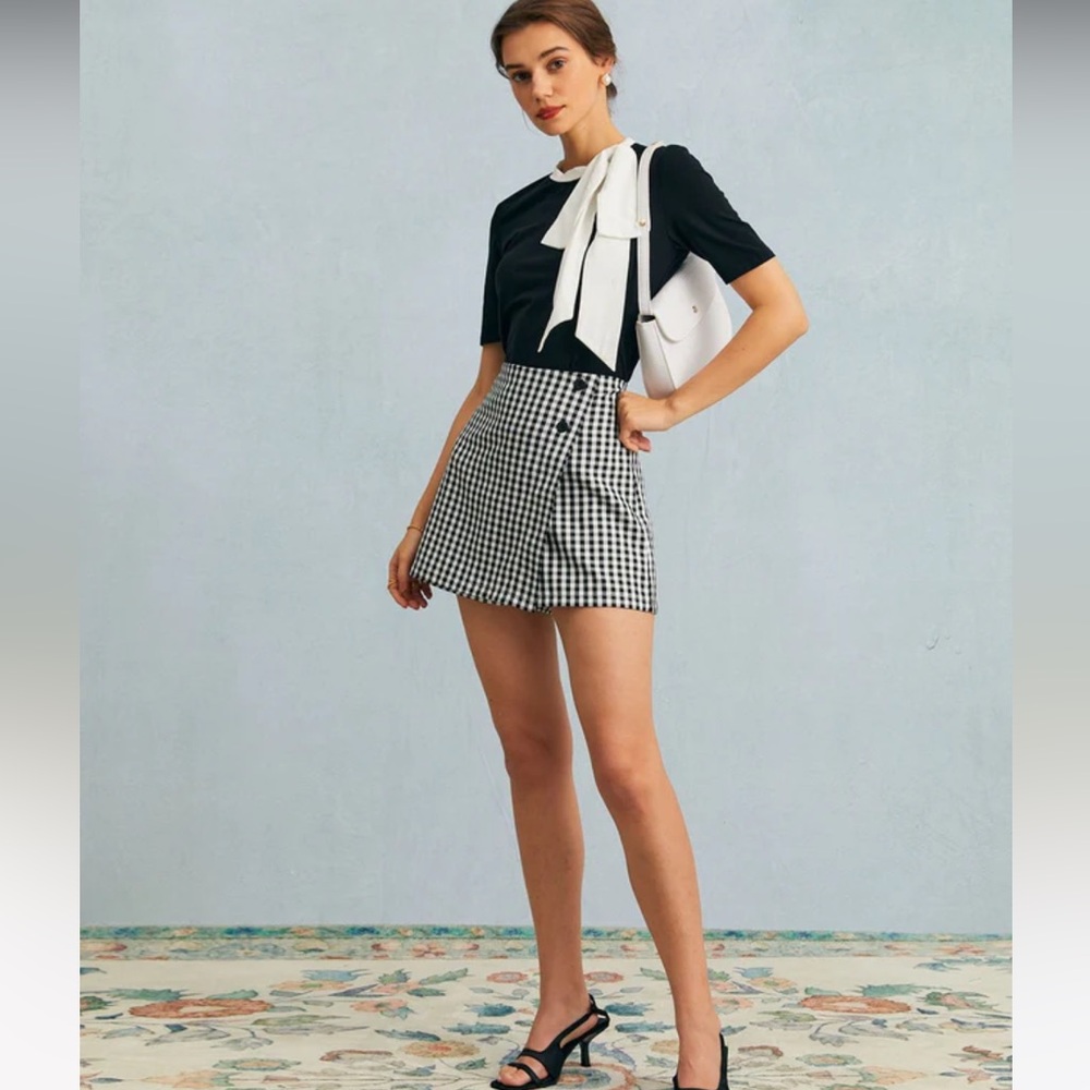 NWT The Black High Waisted Plaid Button Mini Skort